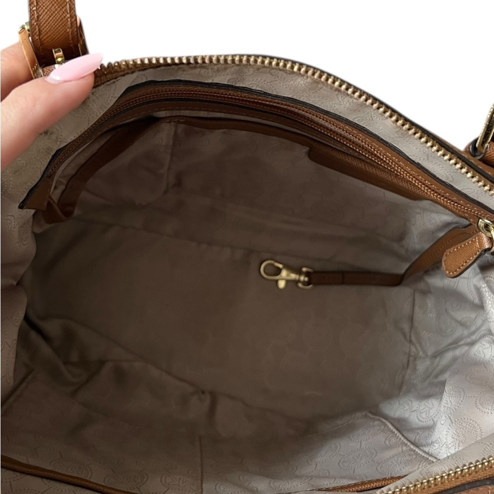 Michael Kors Brown Leather Tote‎ with Gold Hardware - Picture 4 of 5